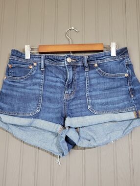American Eagle Outfitters Women's Cuffed Dark Blue Denim Shorts